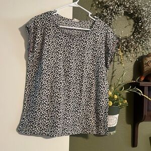 Hem and thread shirt.